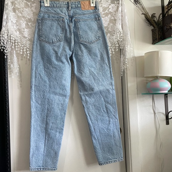 Zara Mom Jeans - Picture 3 of 5